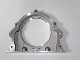 Крышка заднего сальника коленвала D4BF/D4BH/4D56 Starex/H-1/Porter/Galloper/Terracan 2.5 дизель - фото 1