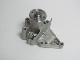 Насос воды (помпа) G4EE/G4EC/G4ED Accent 2 (ТагАЗ)/Getz/Elantra XD/Matrix/Cerato/Rio 3 1.4-1.6L DOHC Alfa - фото 1