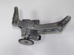 Насос масла D4CB 2.5 CRDi Sorento/Starex/H-1/Grand Starex/Porter 2 c 2004 г. - фото 1