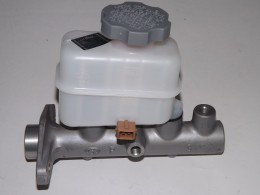 цилиндр торм главный Хундай Санта Фе с АБС - фото 1