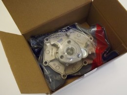 Насос воды VAG A4/A5/A6/Q5/Q7/Volkswagen Phaeton 2.4 / 3.2 FSI - фото 5