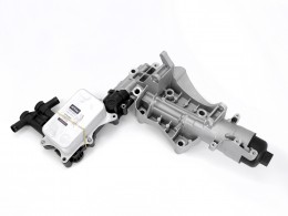 Теплообменник в сборе с корпусом масляного фильтра ОМ626 626.951 MЕRСEDES C-class W205 С180d С200d - фото 1