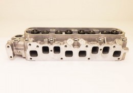 ГБЦ с клапанами 3Y 4Y Toyota Hilux Hiace 4Runner Great Wall Wingle - фото 1