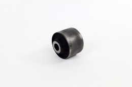 Сайлентблок задней продольной тяги Митсубиси Паджеро - фото 1